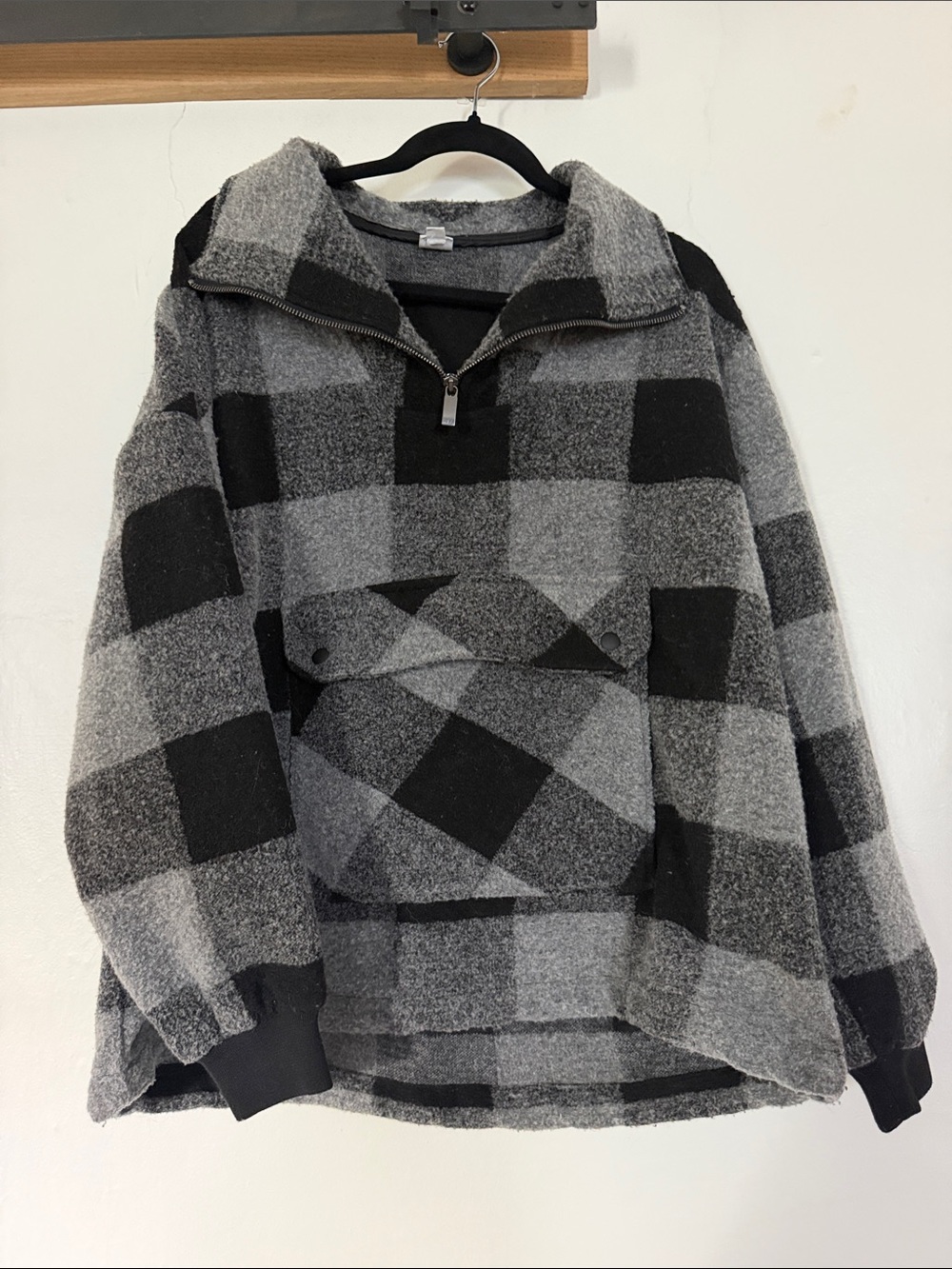 GAP Gray & Black Check Half-Zip Pullover oversized Sweater